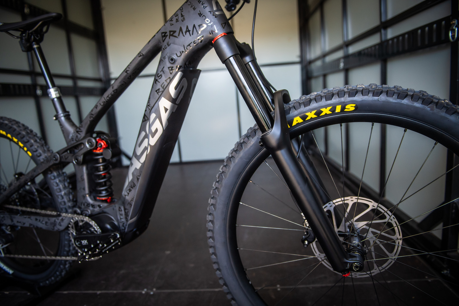 WP Suspension on Gasgas E-Bike Proto - WP Is Now Making Mountain Bike Suspension? - Mountain ...